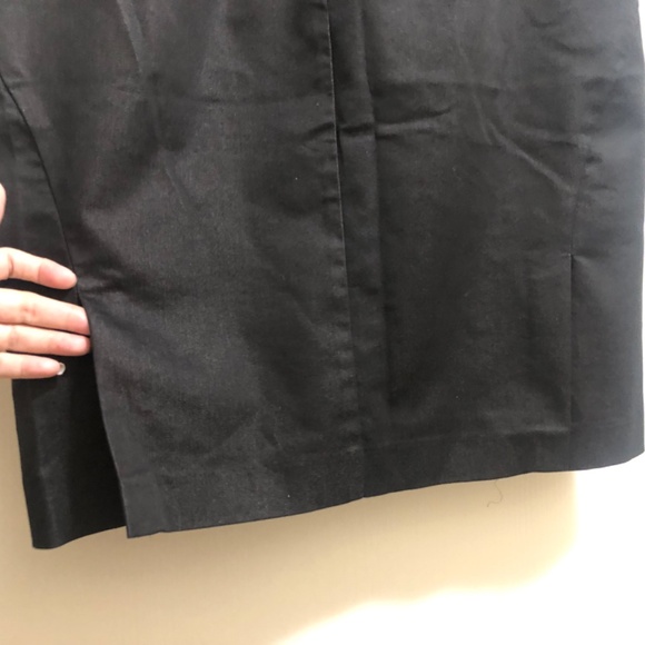 Black knee length skirt size Med - Picture 5 of 5